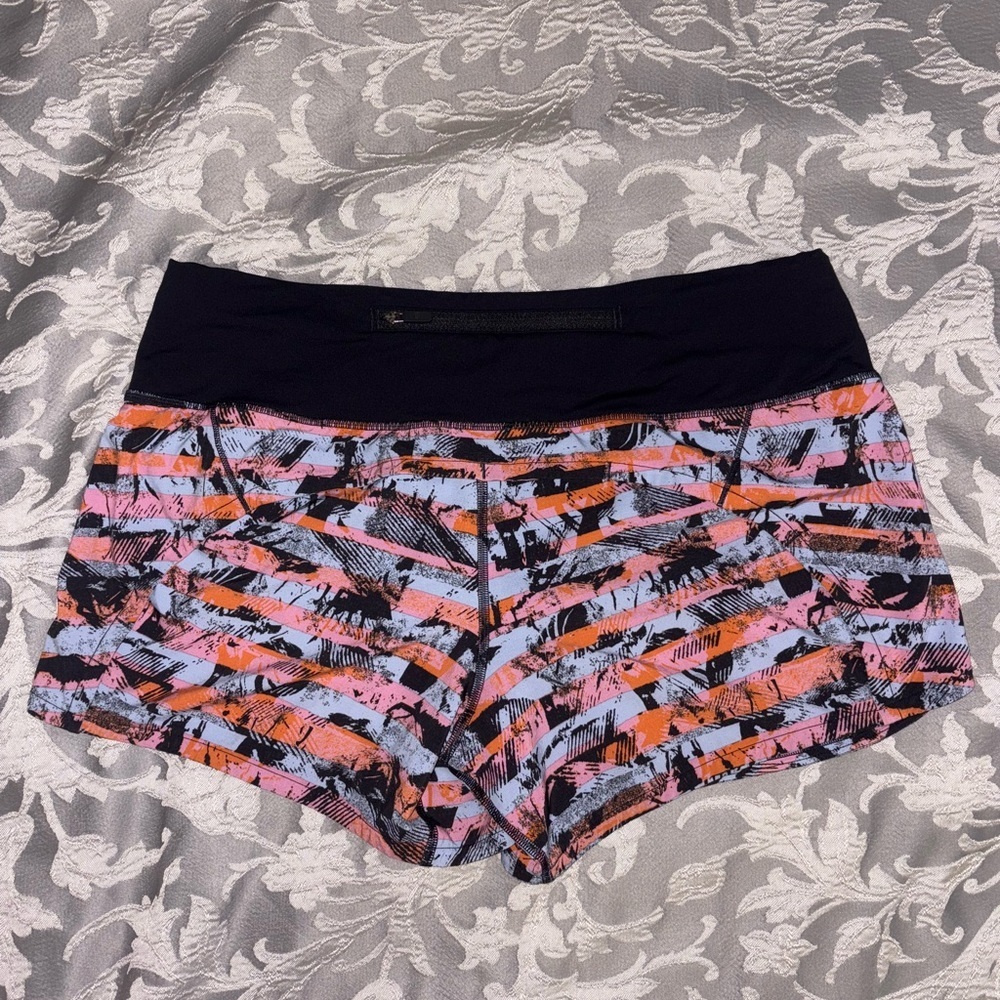Lululemon Run Times Short II *4"